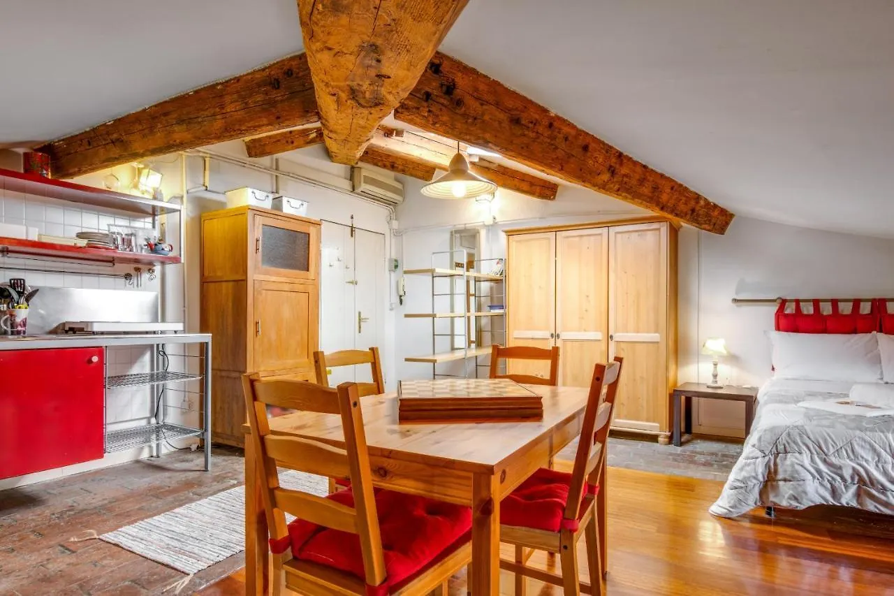 Mansarda Giulietta E Romeo - Affitti Brevi Italia Apartment Verona Italy