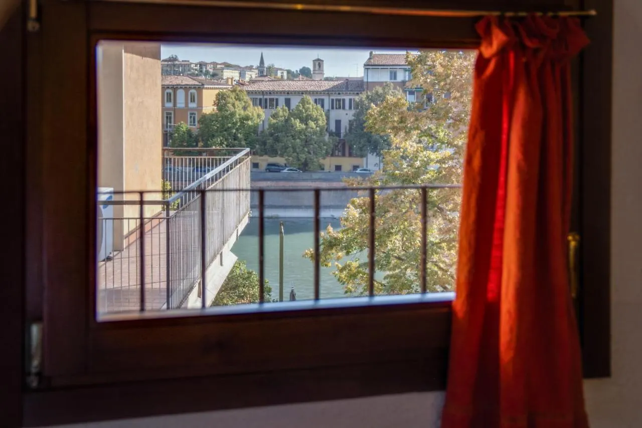 Mansarda Giulietta E Romeo - Affitti Brevi Italia Apartment Verona 0*,